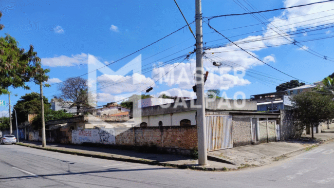 Galpão em Betim Área de 480m²