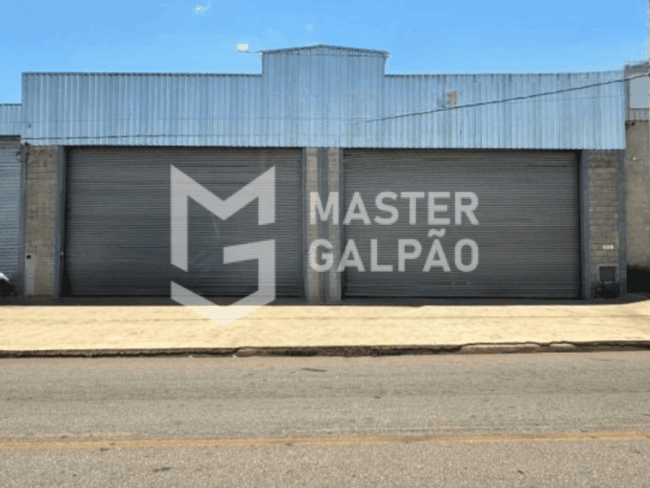 Galpão de 600m² com Pé Direito de 6,5m