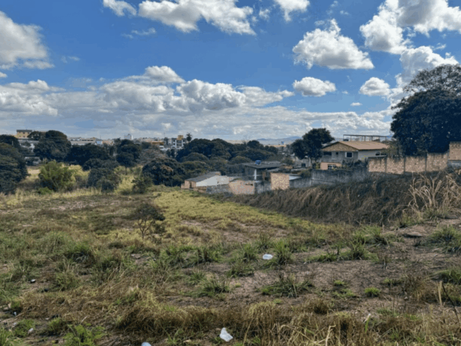 Venda – Betim/MG Terreno Industrial de 5.350m²