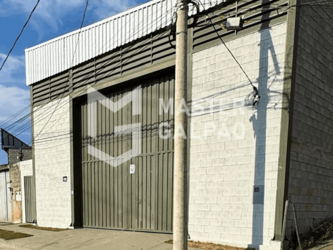 Galpão de 340m² Bairro Tropical – Contagem/MG