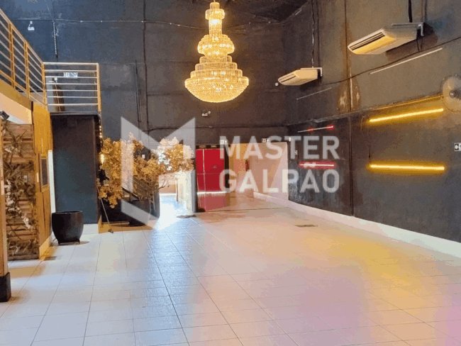 Galpão Comercial com Mezanino – BH Galpão Comercial com Mezanino – BH