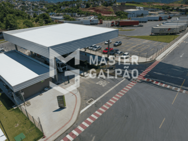 Galpão Logístico com 4 Docas – Viana Galpão Logístico com 4 Docas – Viana