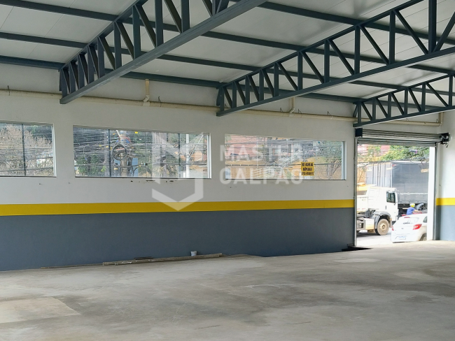 Galpão de 690m² em Contagem Galpão de 690m² em Contagem