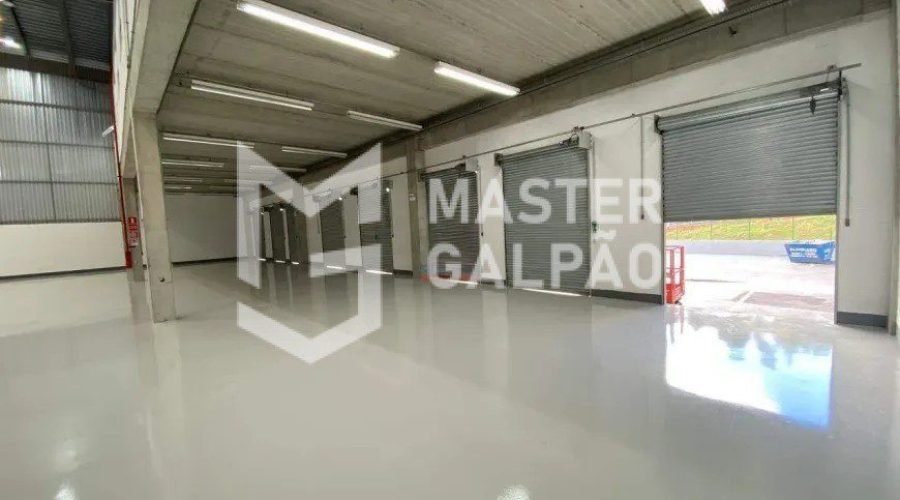 Galpão Premium de 3.600m² com docas para Alugar