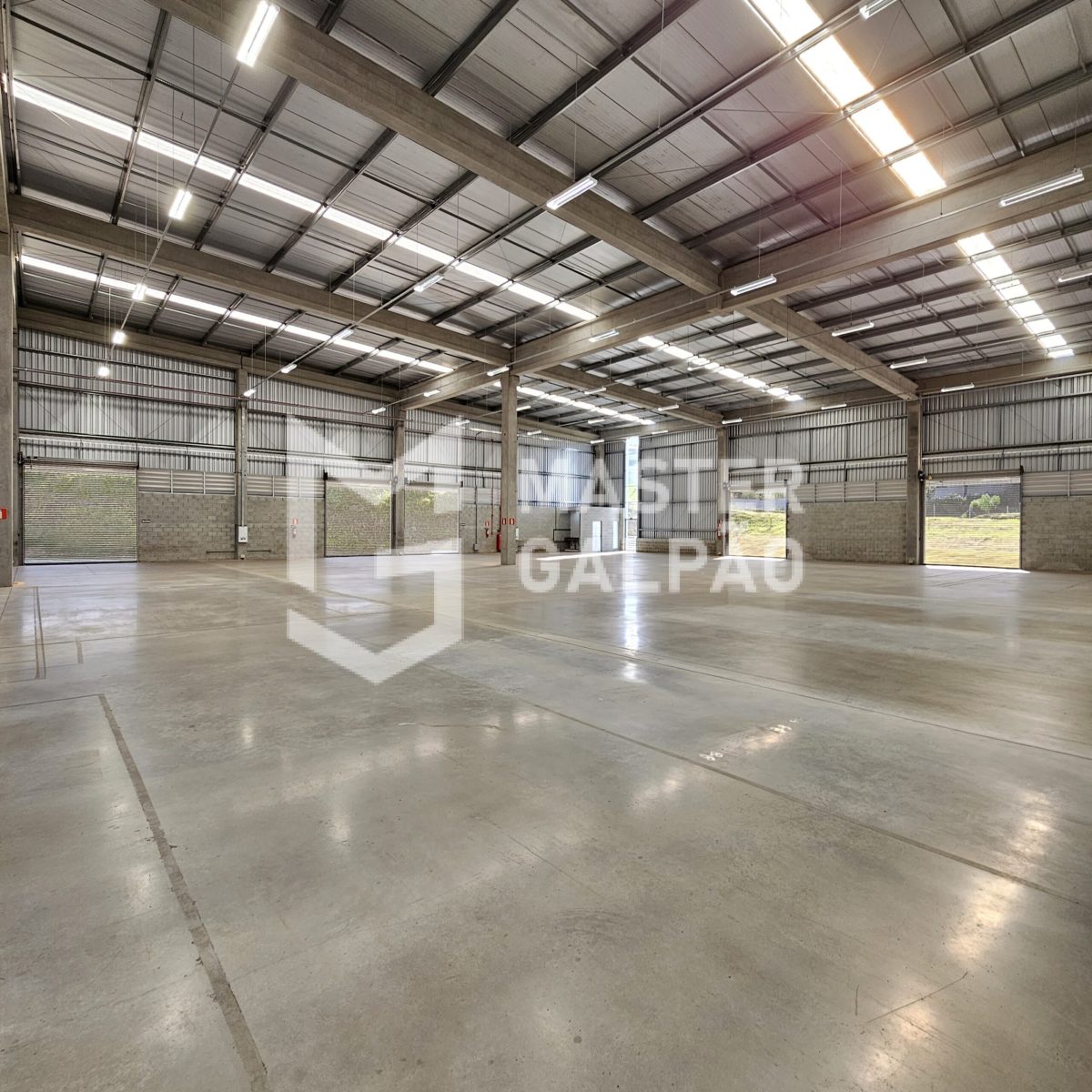 Galpão Logístico 2.238m² – BR381 Betim