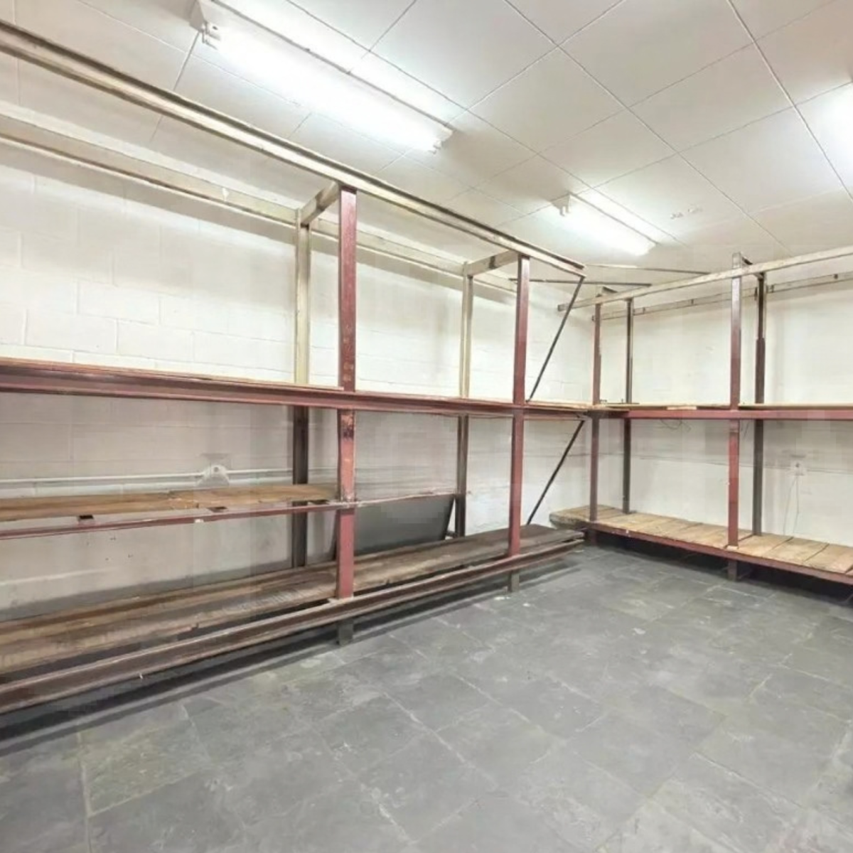 Galpão para Locação em Contagem | 4.000 m² com Pátio