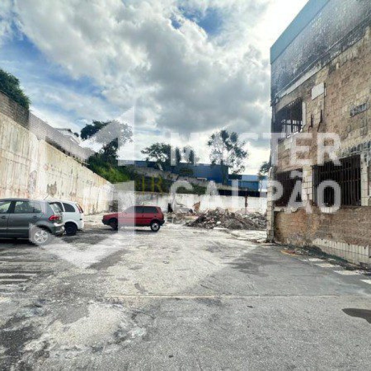 Área Industrial – 5.000m² com galpão Cincão – Contagem/MG