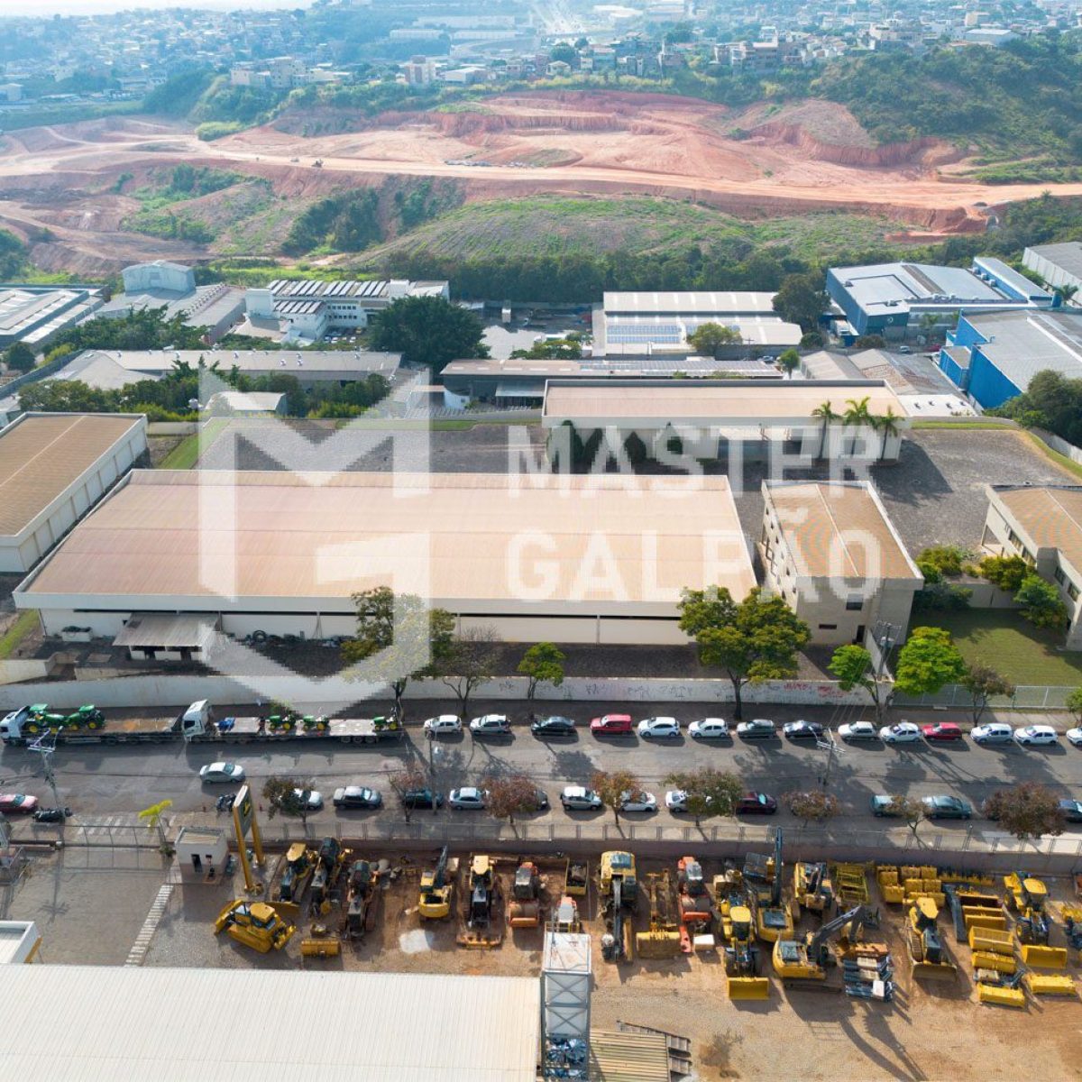 Complexo com 3 Galpões e 2 Prédios Administrativo
