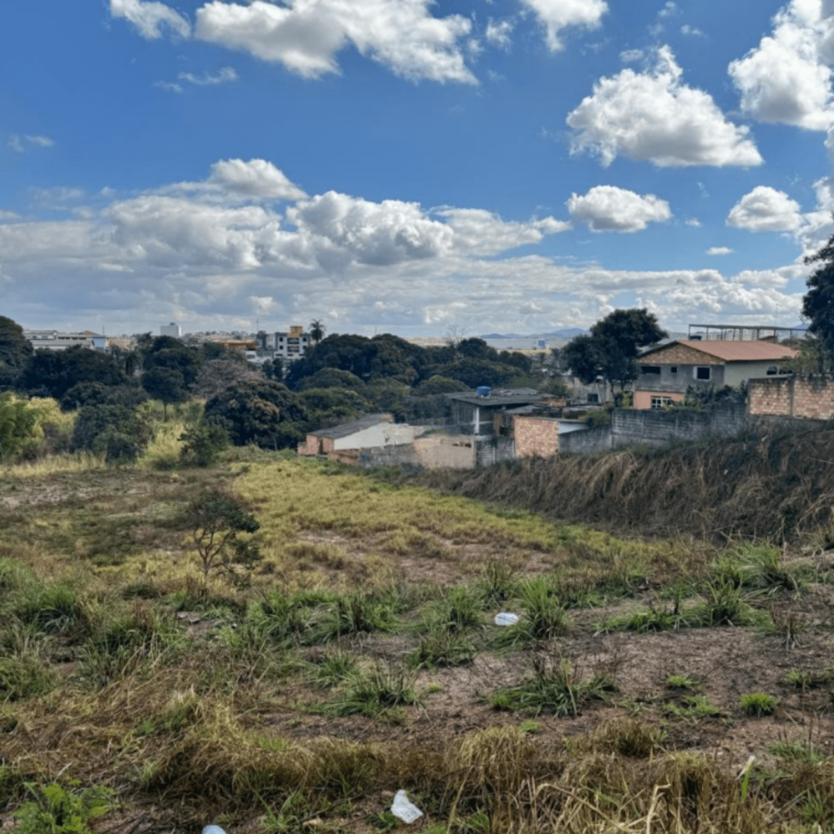 Terreno Industrial de 5.350m²