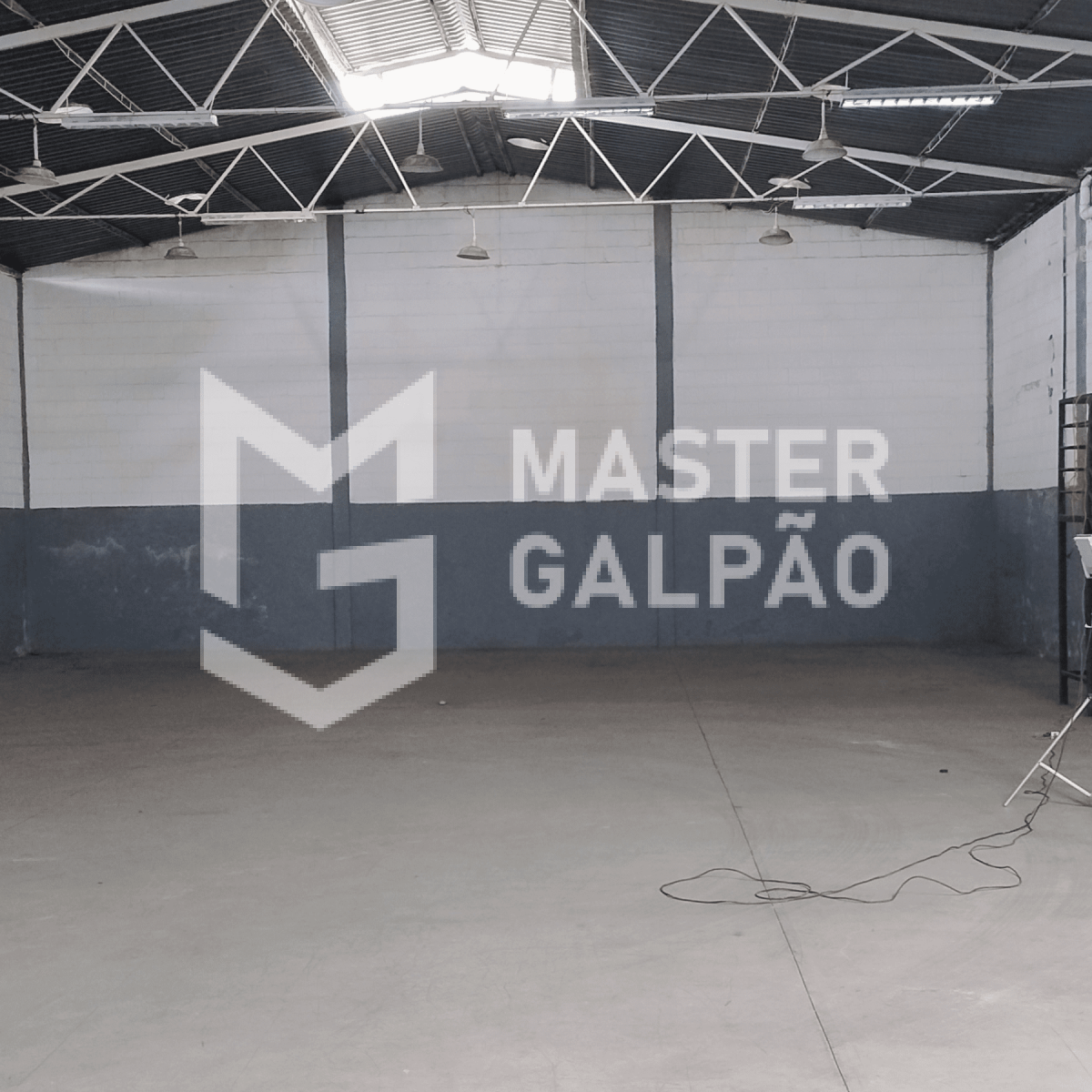 Galpão Comercial 405m² | Jardim Industrial – Contagem/MG