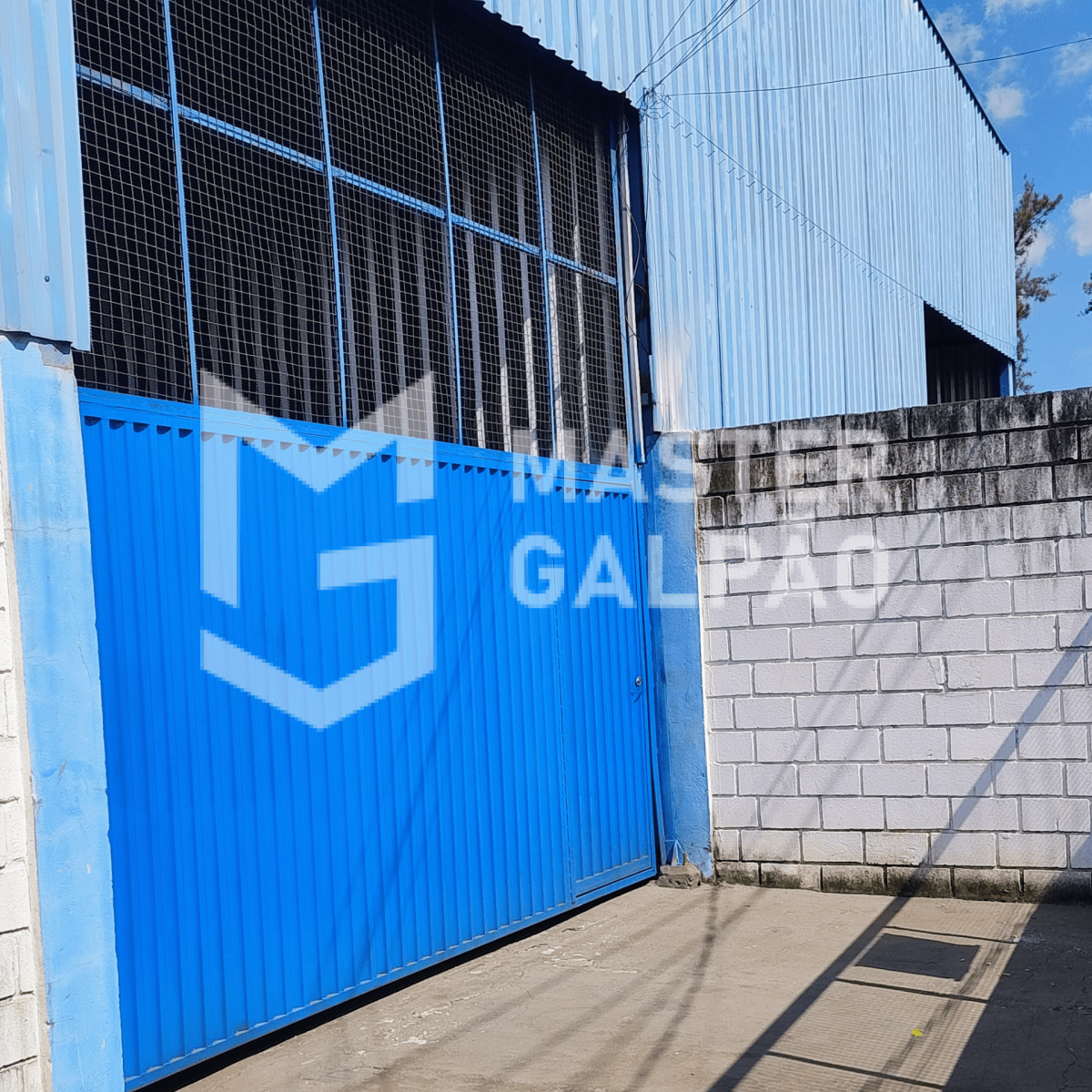 Galpão 360m² em São Joaquim de Bicas