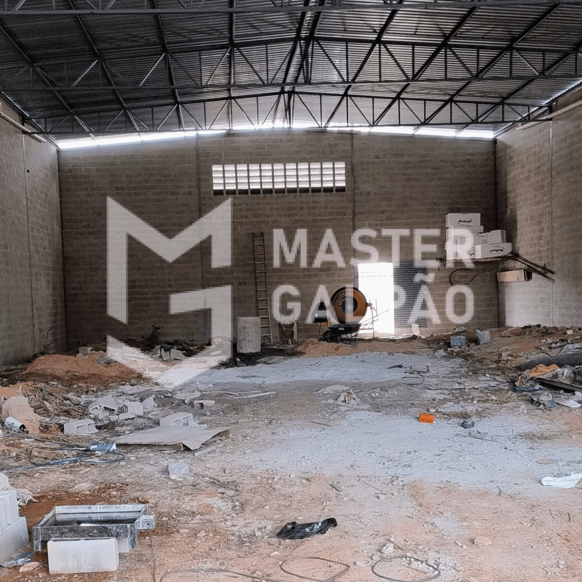 Galpão de 470m² para Locação – Castelo BH