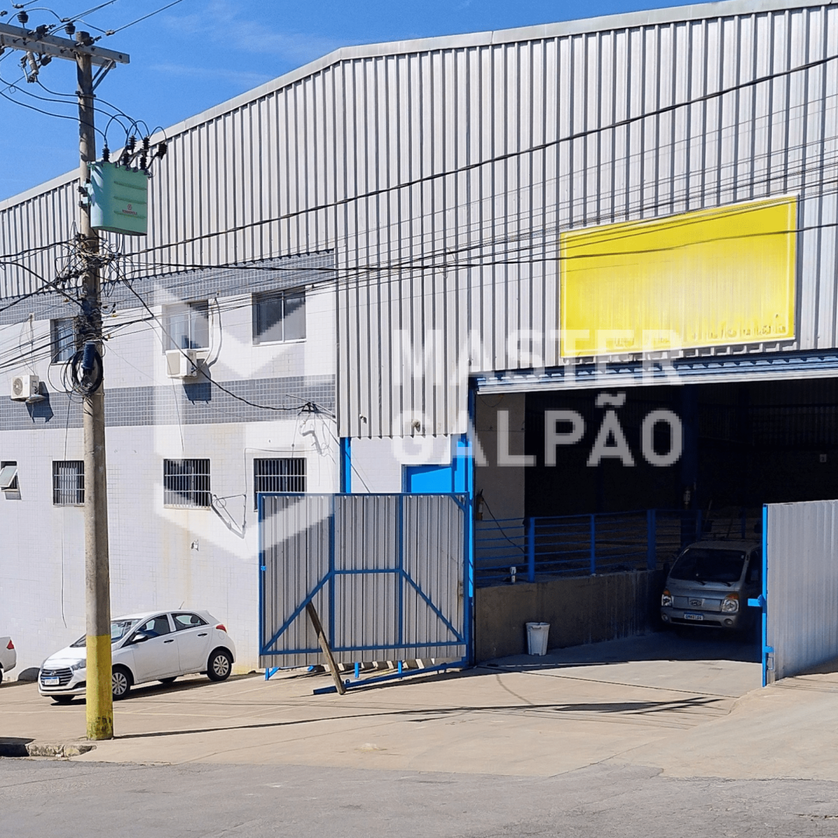 Galpão com Docas e Escritório – CEASA