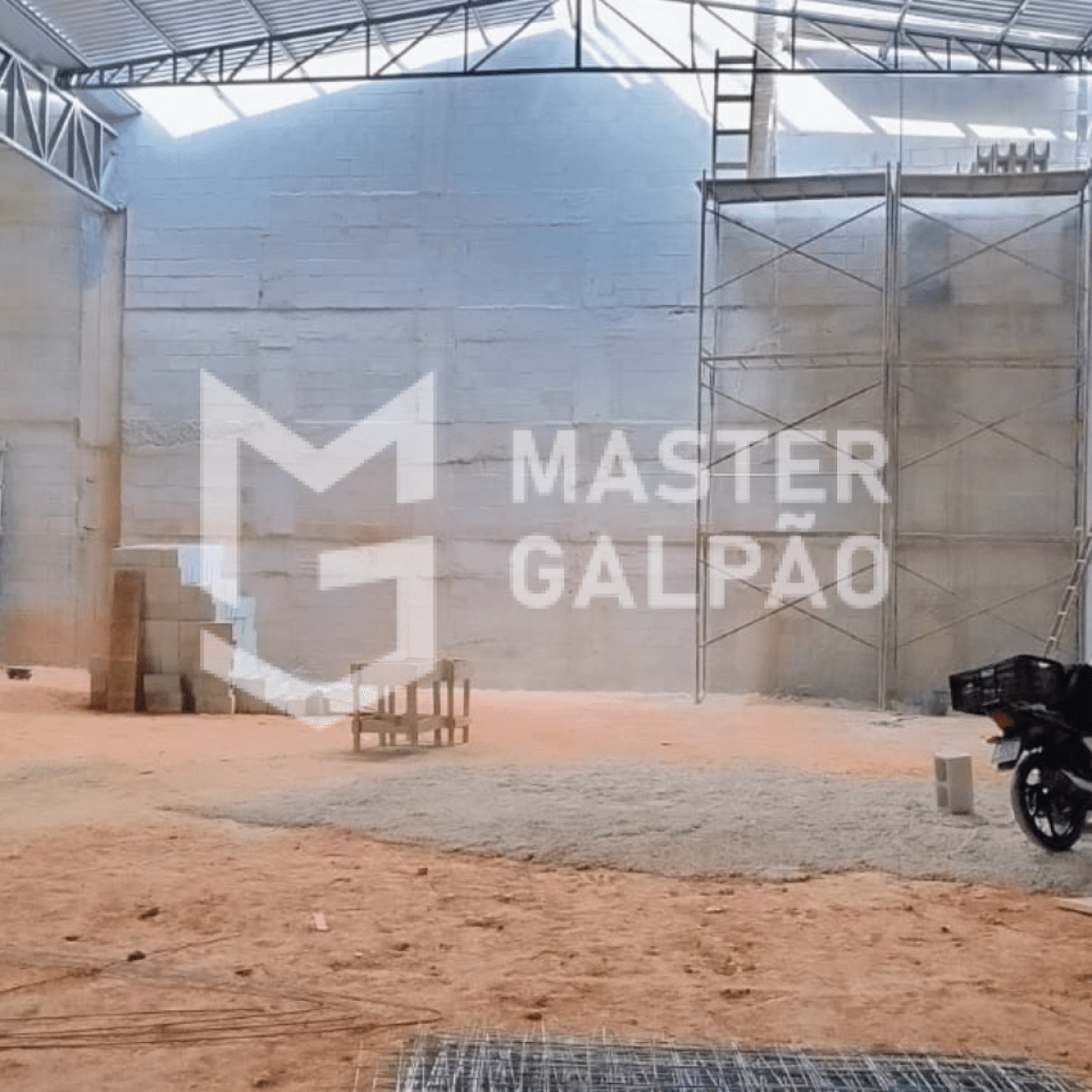 Galpão de 660m² | Arvoredo 2ª Seção - Contagem/MG