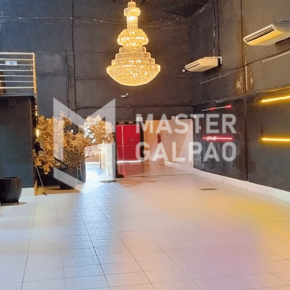 Galpão Comercial com Mezanino – BH