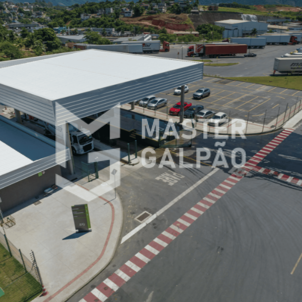 Galpão Logístico com 4 Docas – Viana