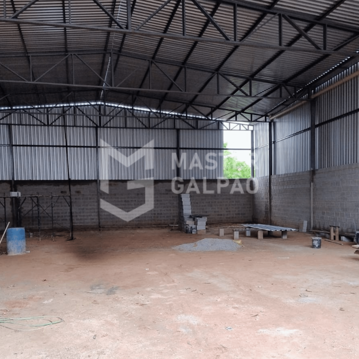 Galpão de 430m² em Betim