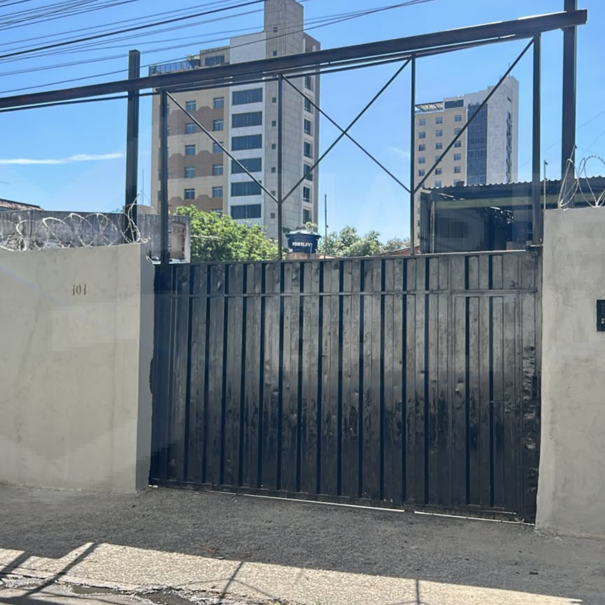 Galpão para Locação em BH | 500 m² com Amplo Pátio