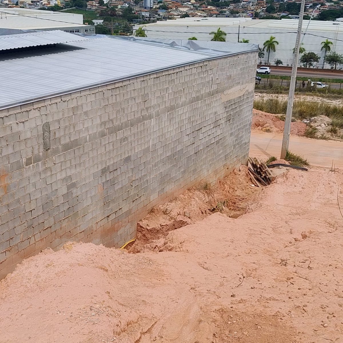 Lote à Venda em Betim | 364,66 m² no Estreito