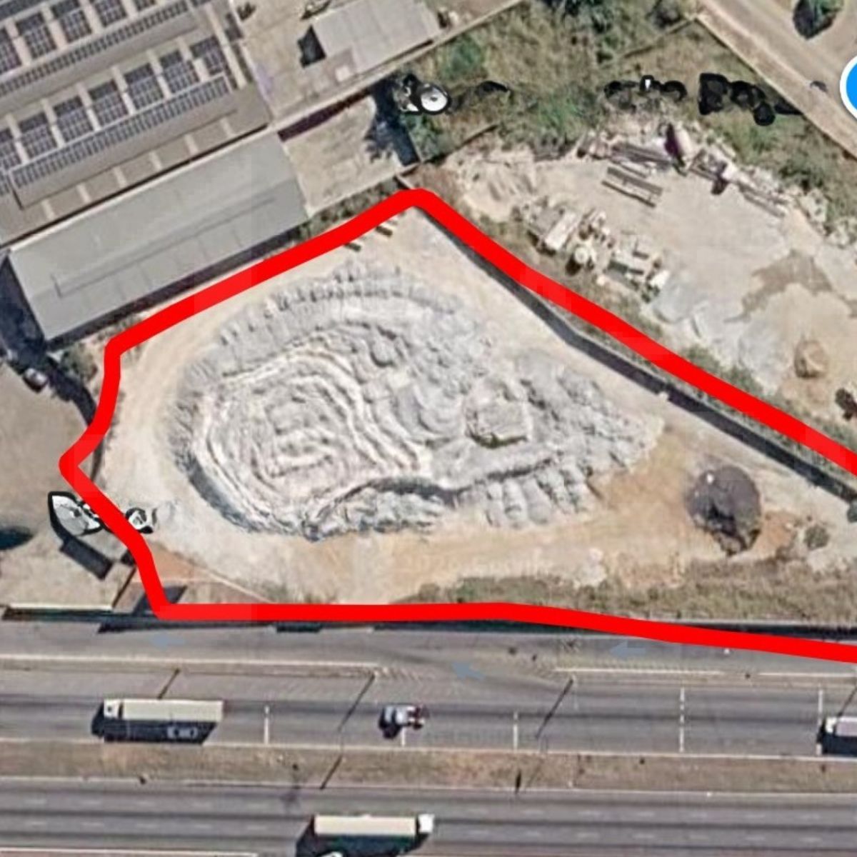 Área Comercial à Venda em Contagem | 5.650 m²