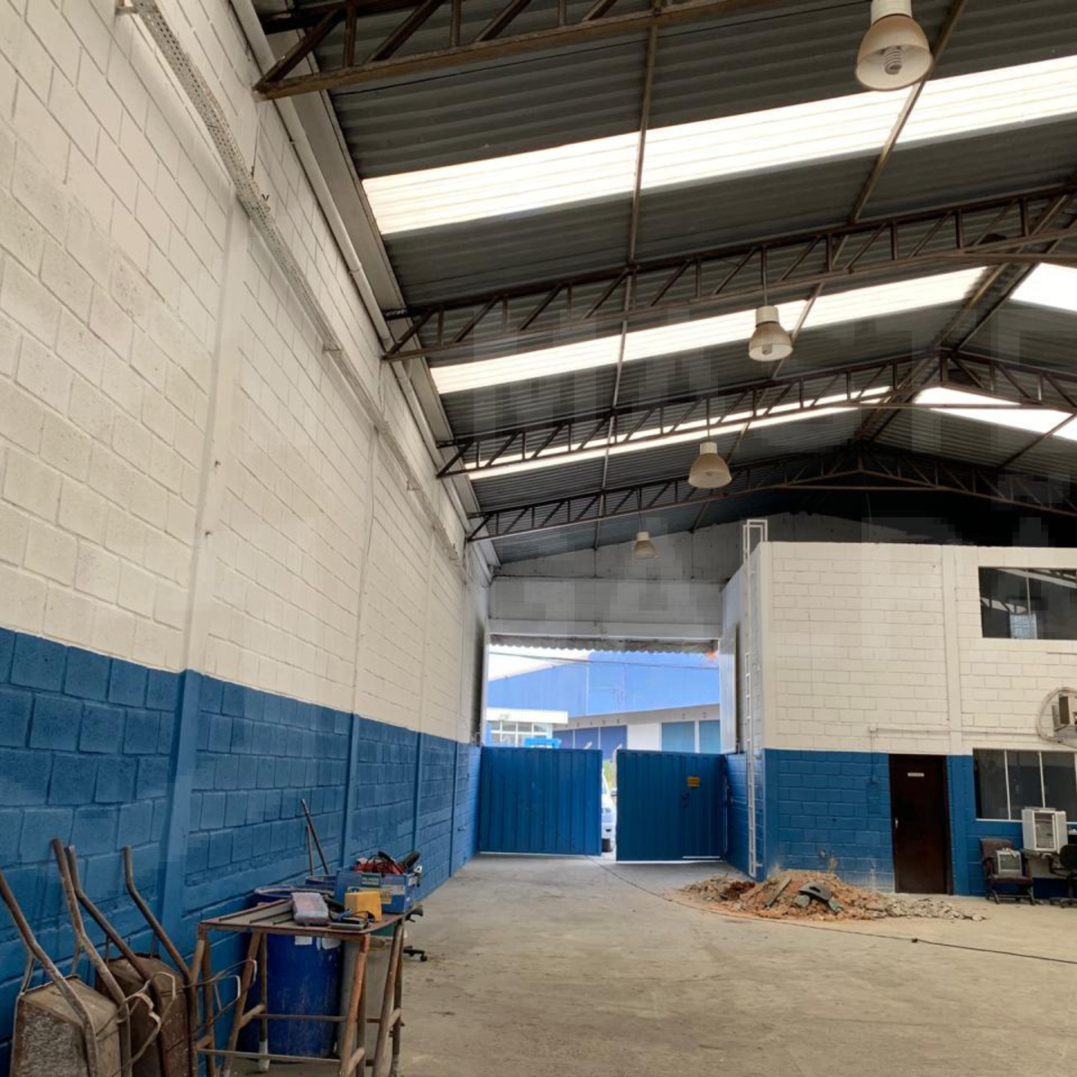 Galpão de 570m² | Jardim Riacho das Pedras – Contagem/MG