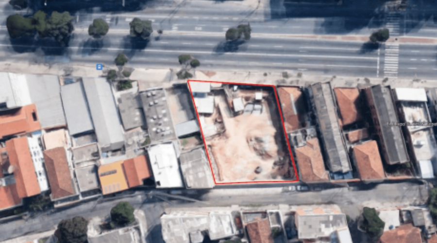 Terreno de 1.176m² em Excelente Ponto