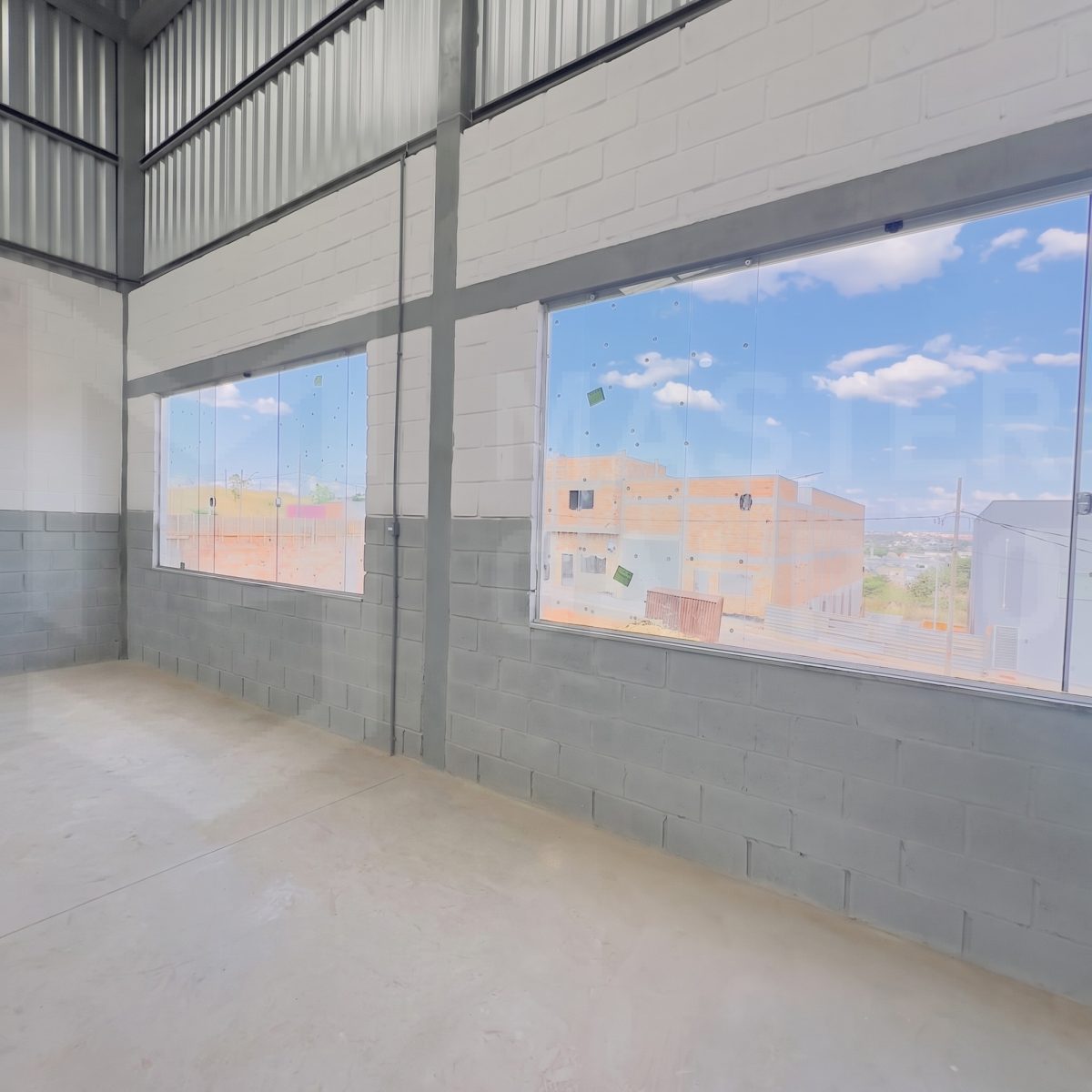 Galpão para Locação em Nova Serrana | 301 m²