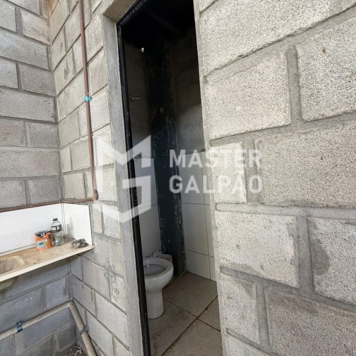 Galpão de 330m² | Carvalho de Brito – Santa Luzia/MG