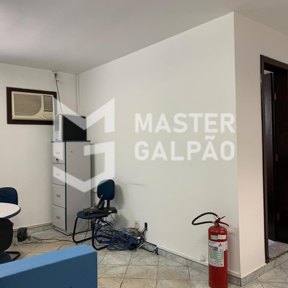 Galpão de 570m² | Jardim Riacho das Pedras – Contagem/MG