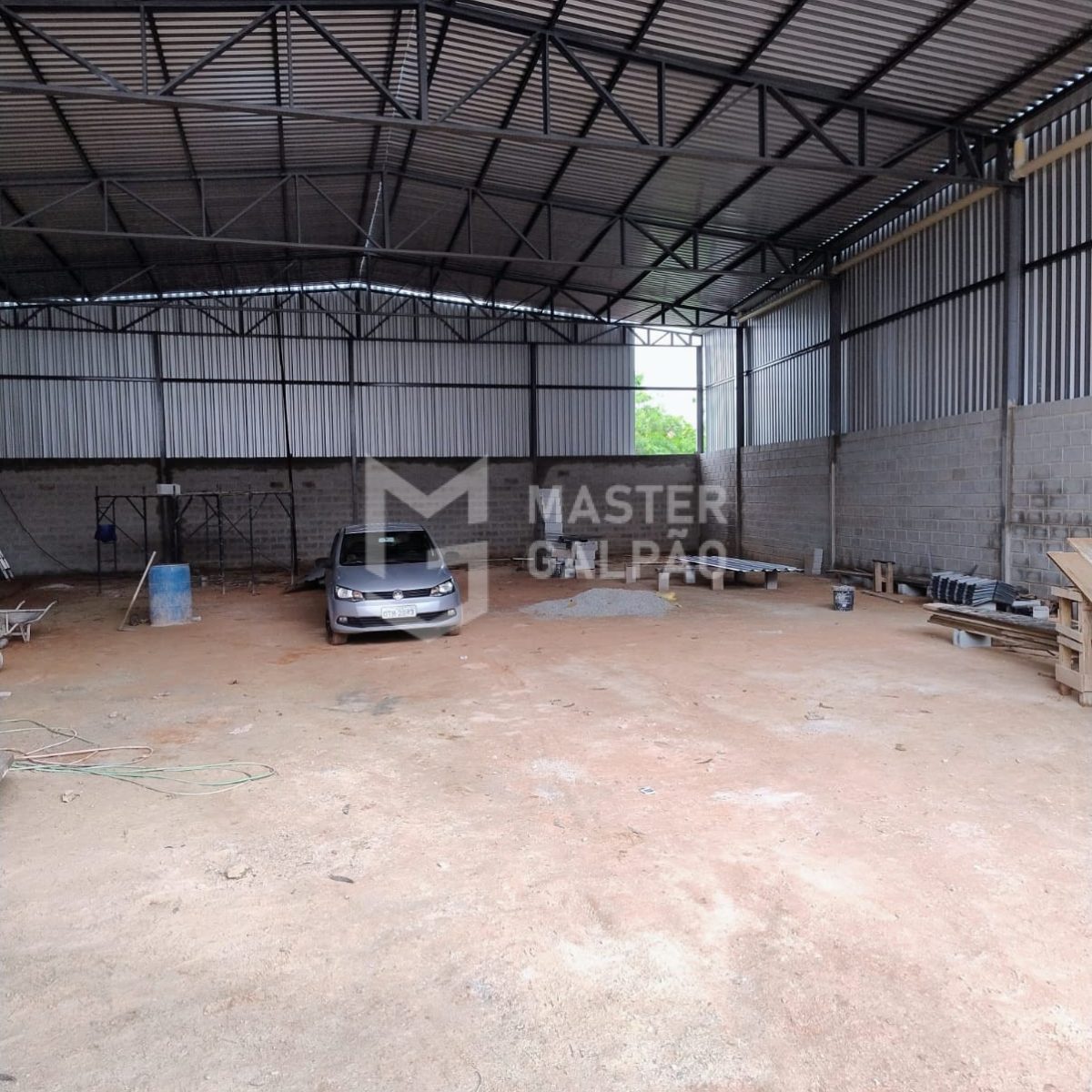 Galpão de 430m² em Betim