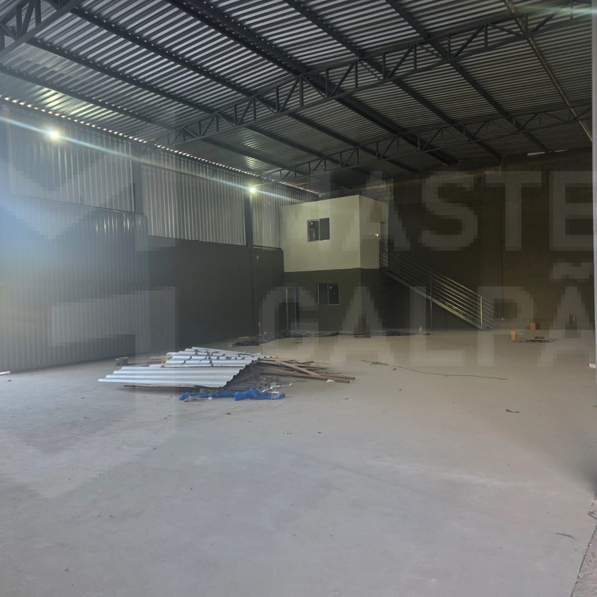Galpão para Locação em Betim | 1.110 m² + Pátio