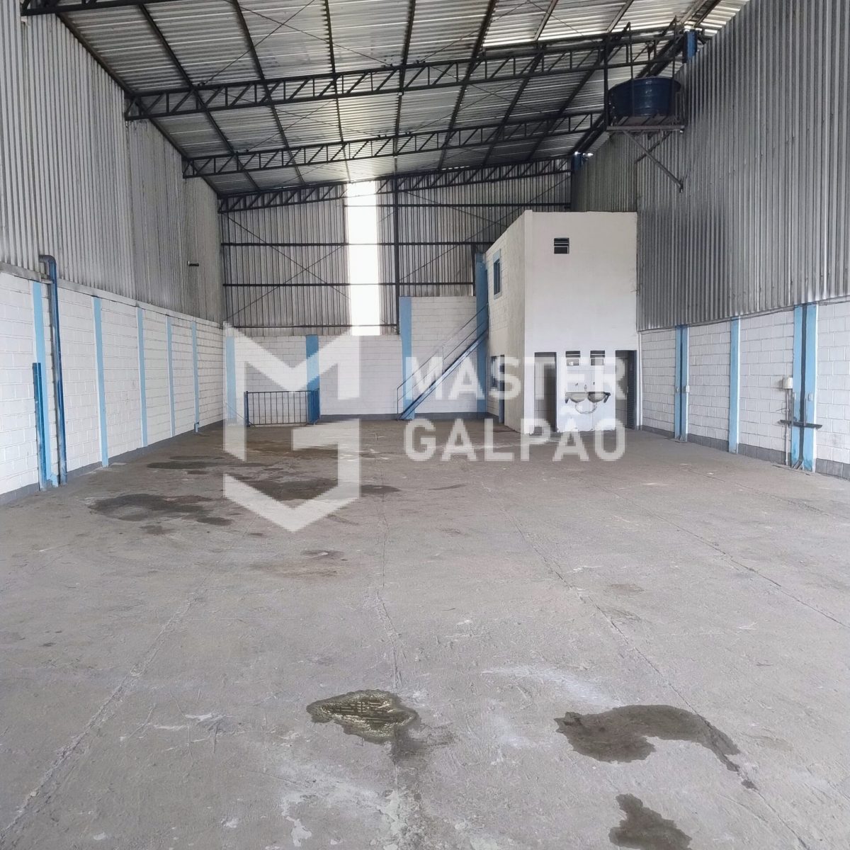 Galpão 360m² em São Joaquim de Bicas