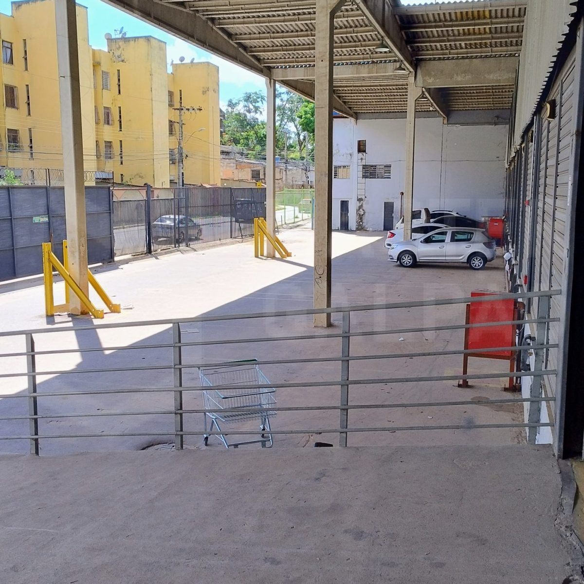 Galpão para Locação em BH | 2.750 m² com 7 Docas