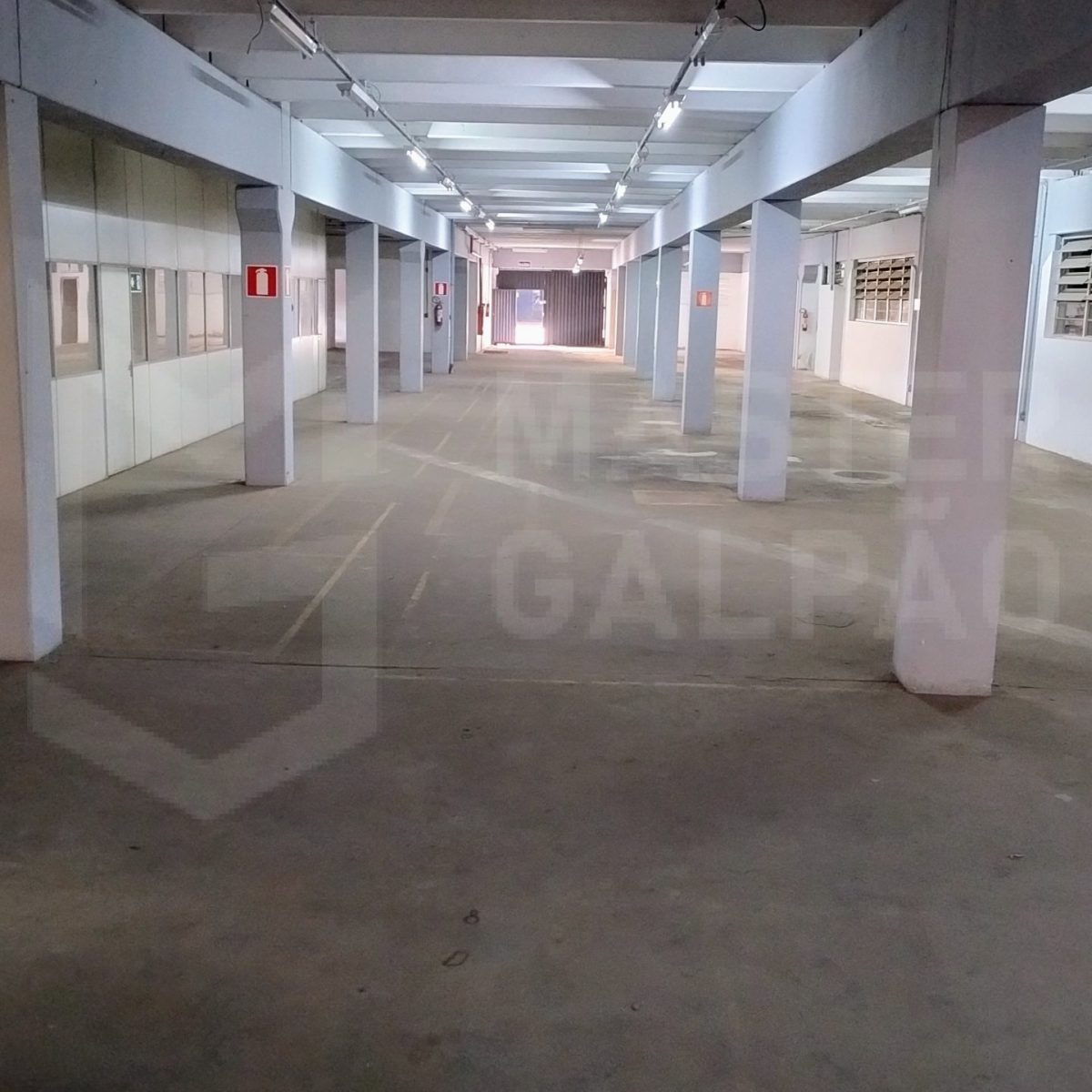 Galpão para Locação em BH | 2.750 m² com 7 Docas