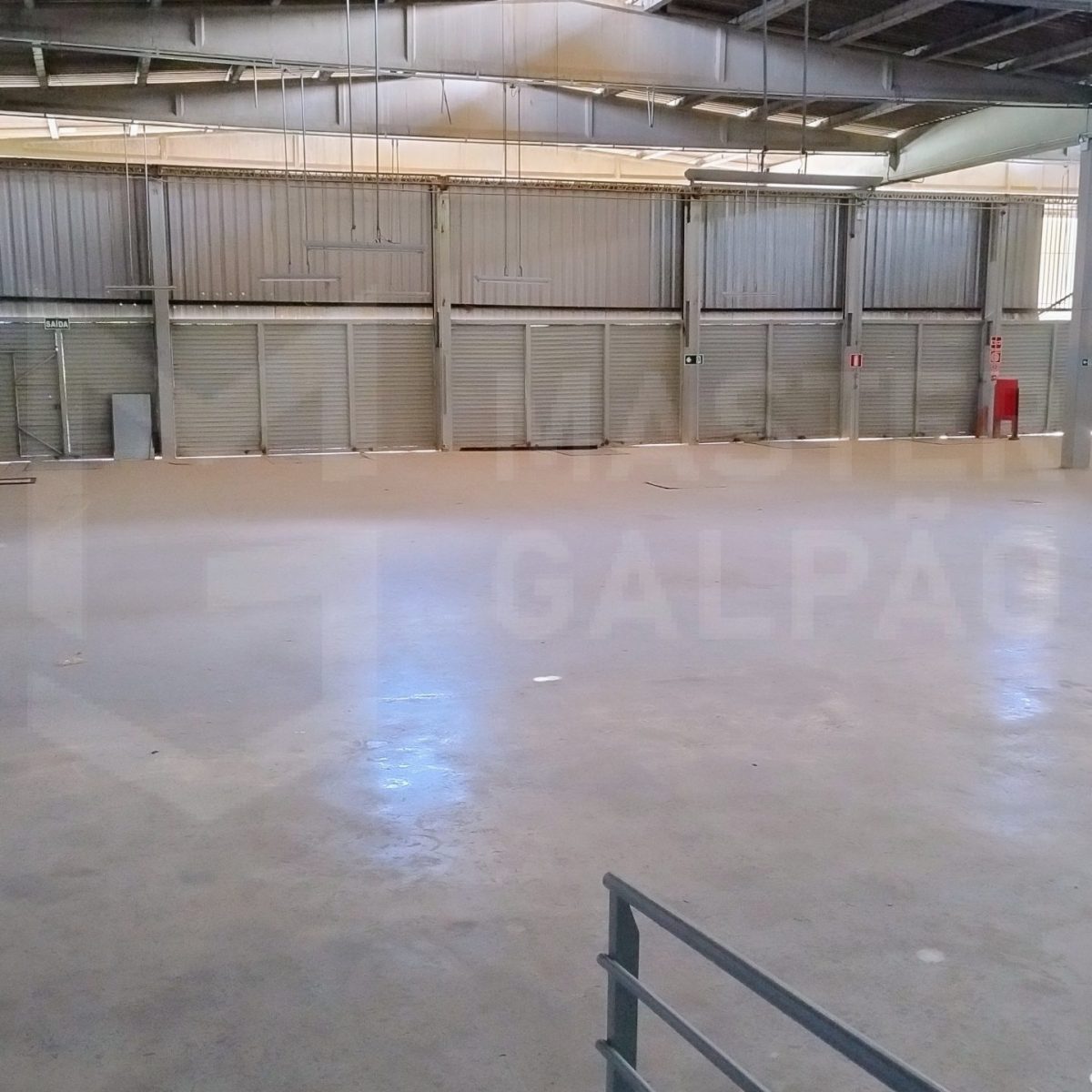 Galpão para Locação em BH | 2.750 m² com 7 Docas