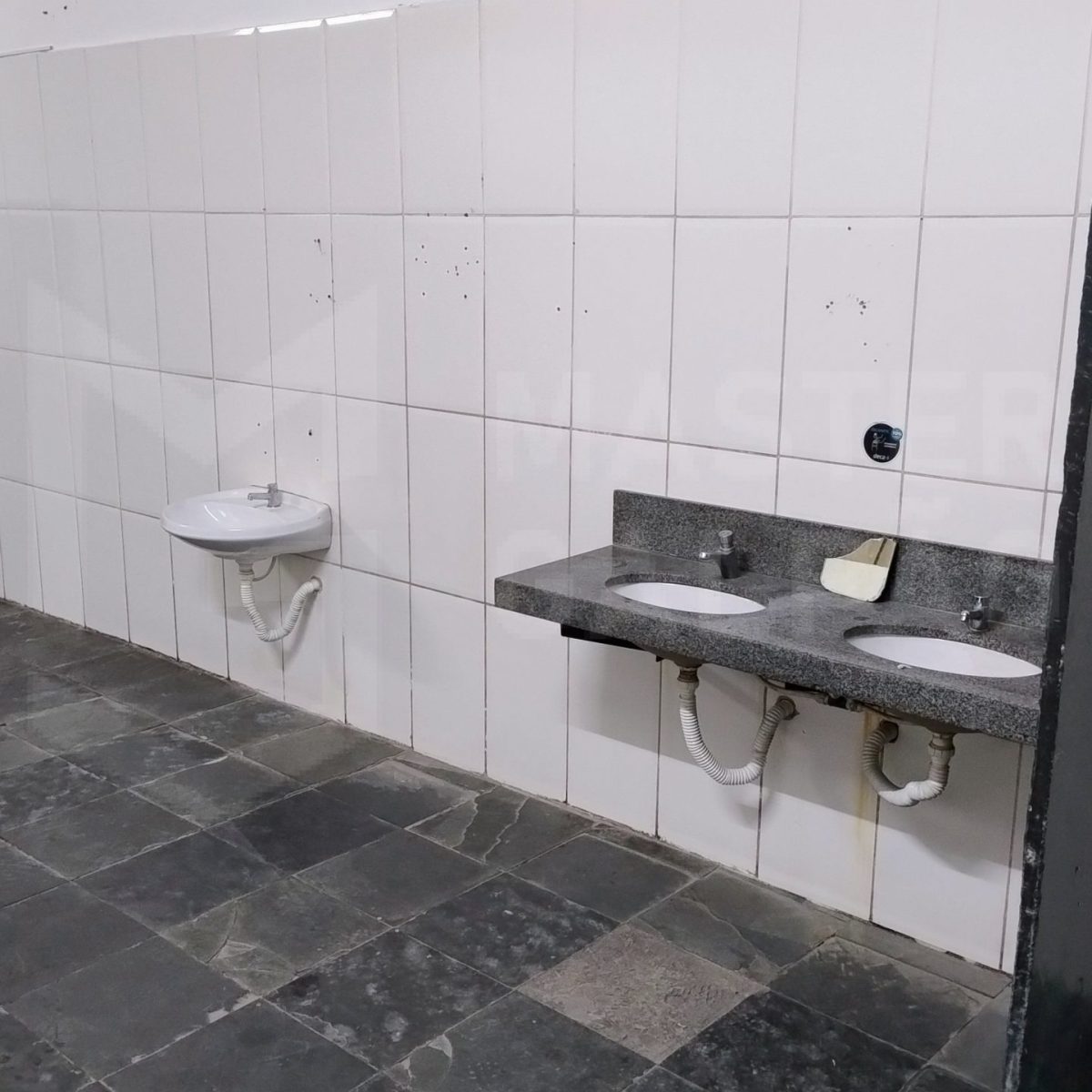 Galpão para Locação em BH | 2.750 m² com 7 Docas