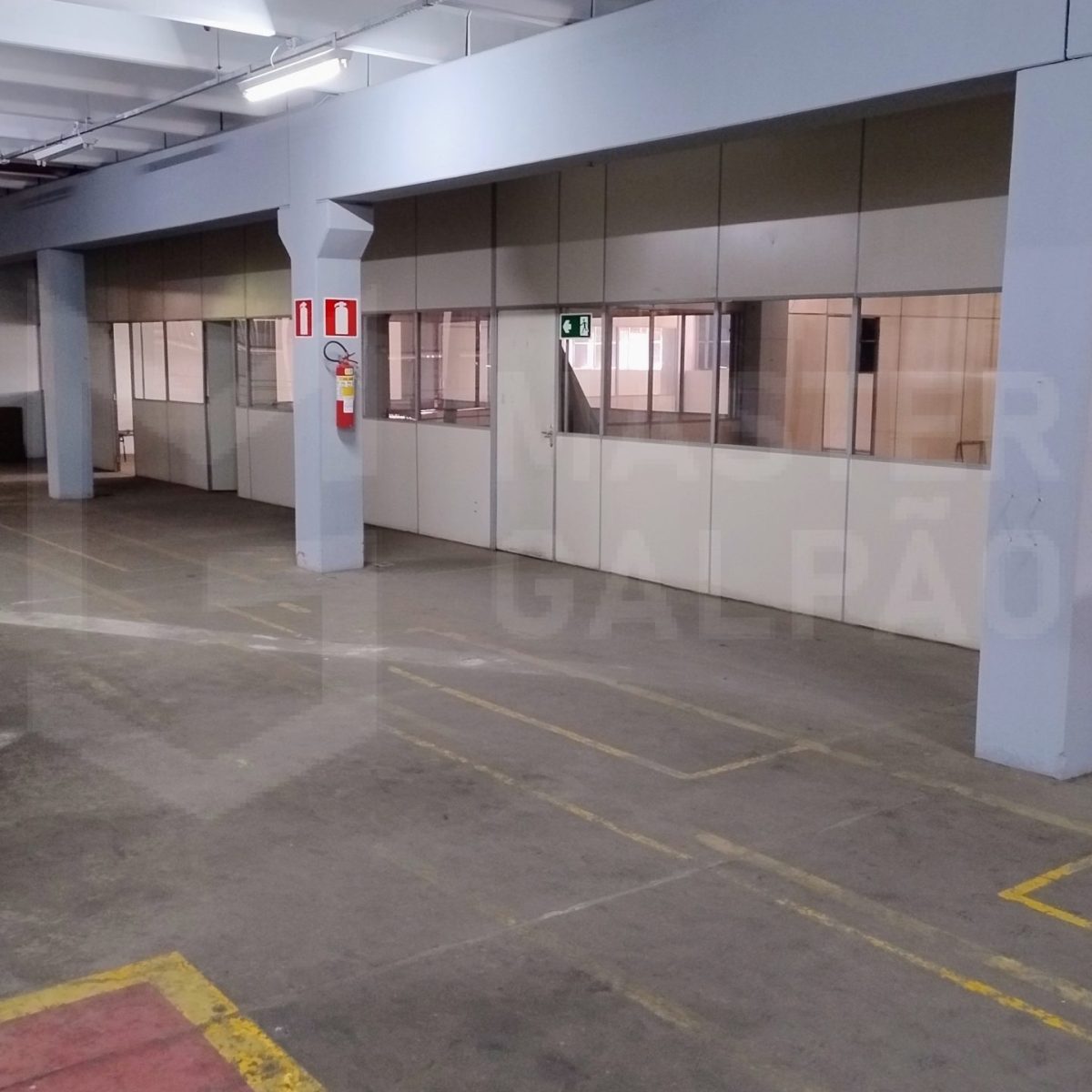 Galpão para Locação em BH | 2.750 m² com 7 Docas