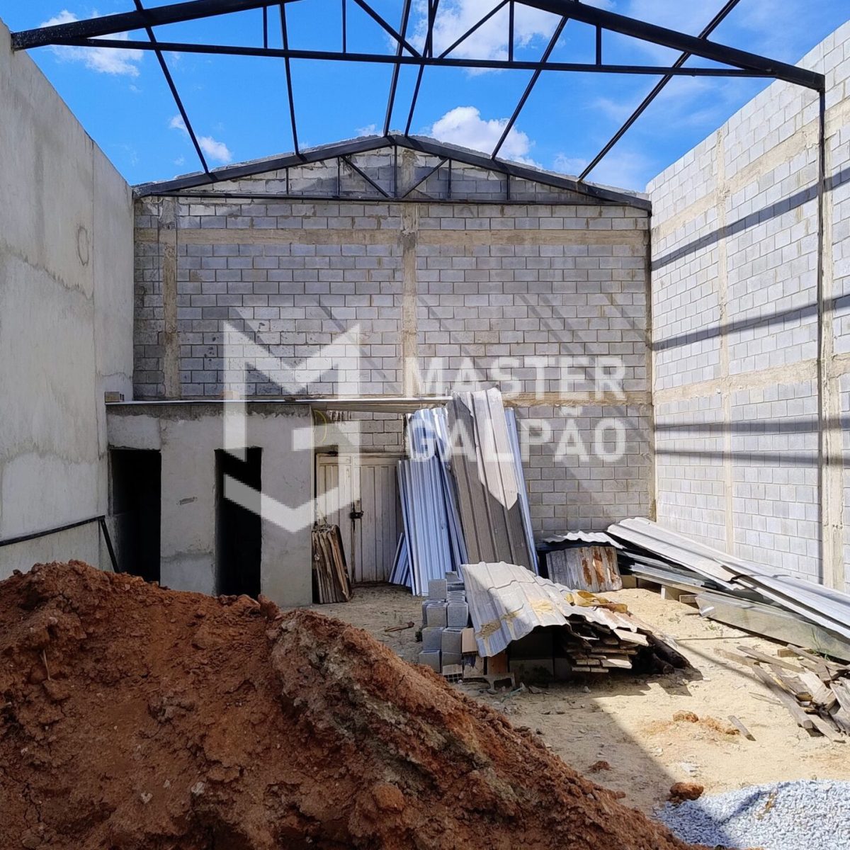 Oportunidade: Galpão para locação – Av. Marco Túlio, Betim/MG
