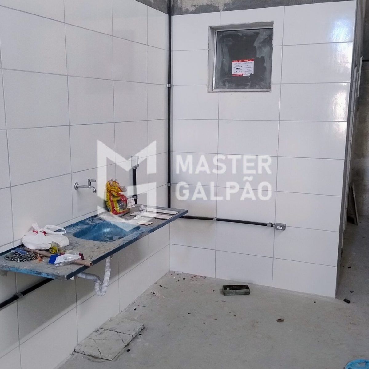 Galpão 360m² | Av. Edmeia Mattos – Betim/MG
