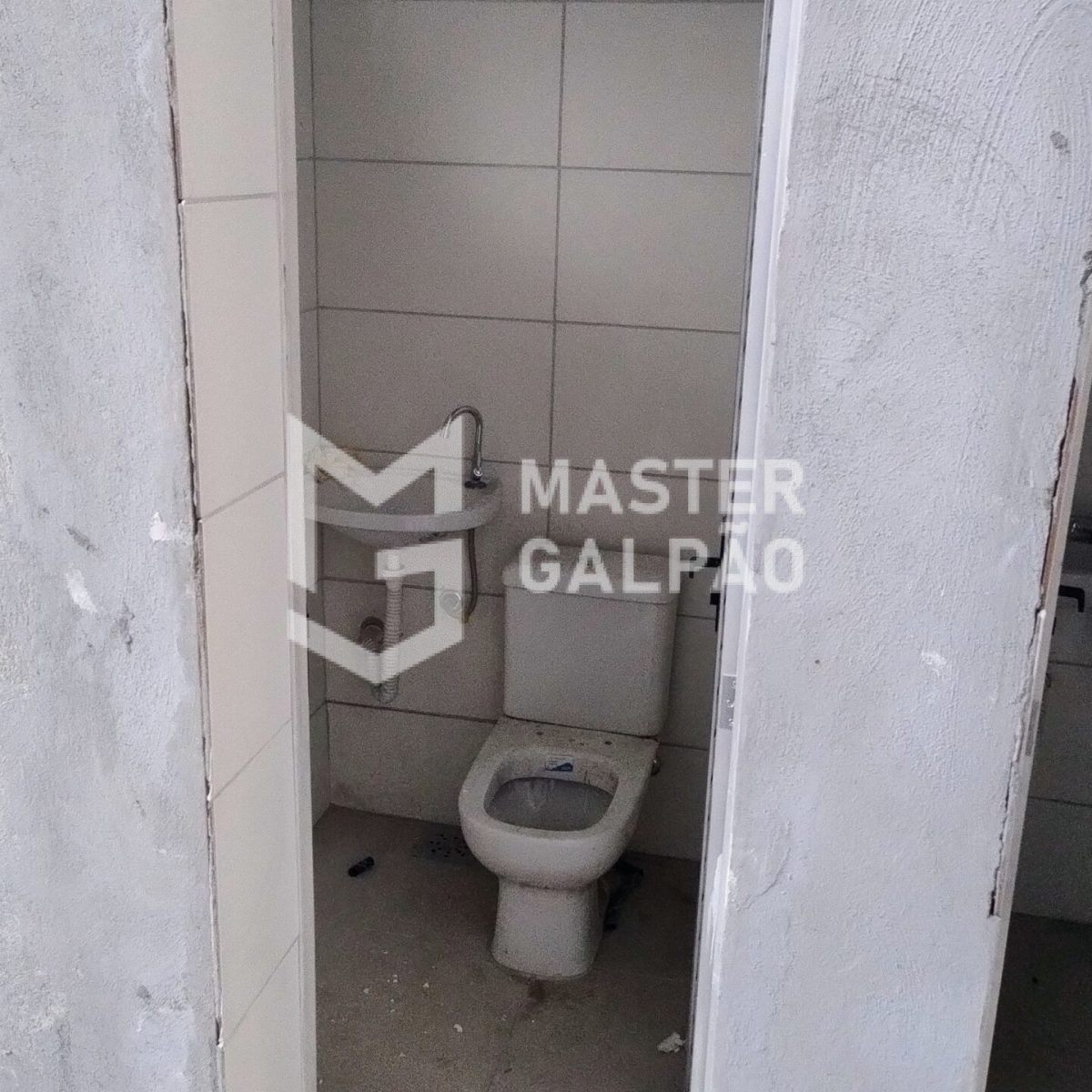 Galpão 360m² | Av. Edmeia Mattos – Betim/MG