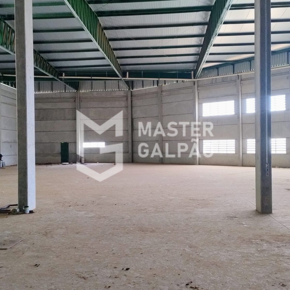 Galpão Novo 3.320m² às Margens da BR‑040