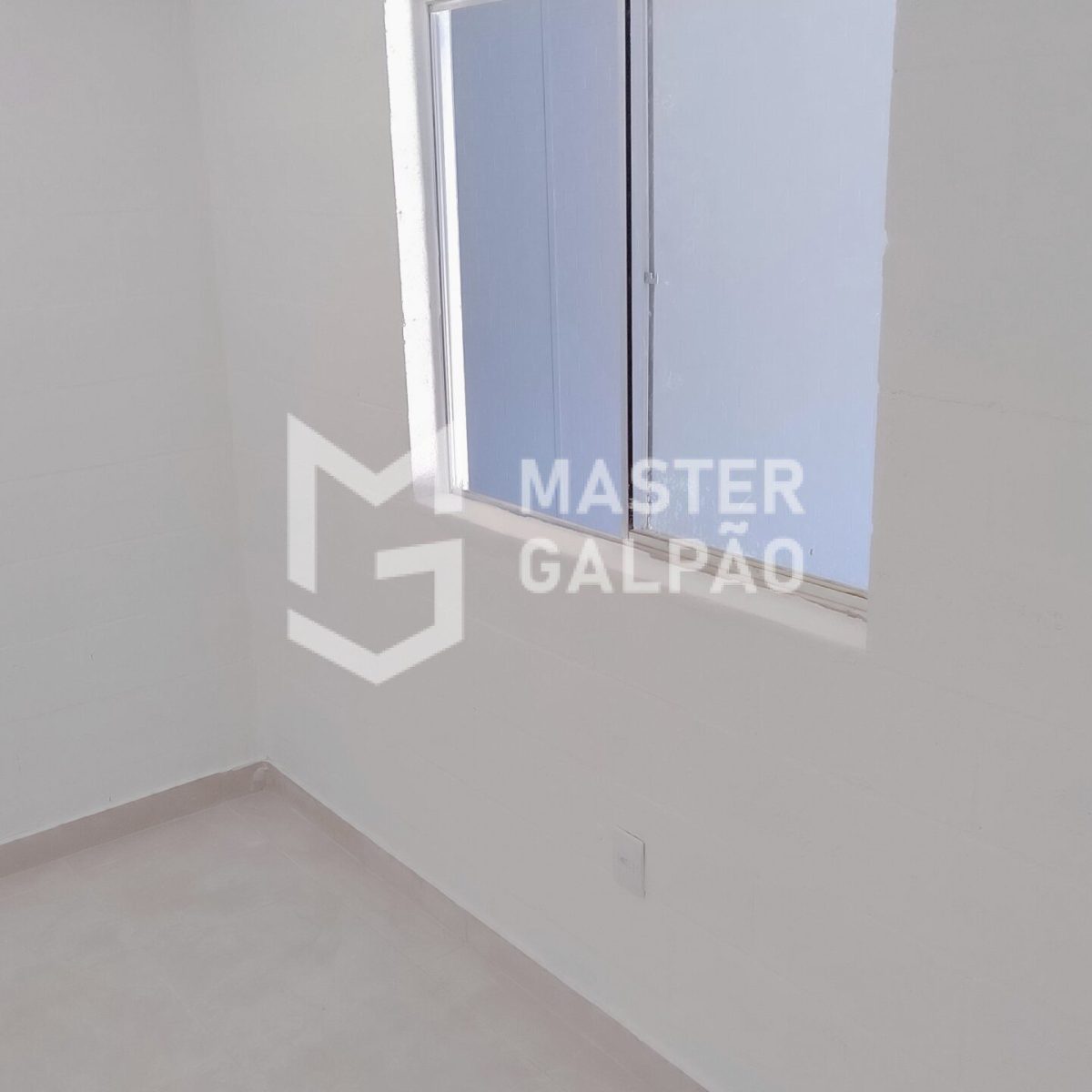 Galpão novo 250m² | San Marino – Ribeirão das Neves/MG