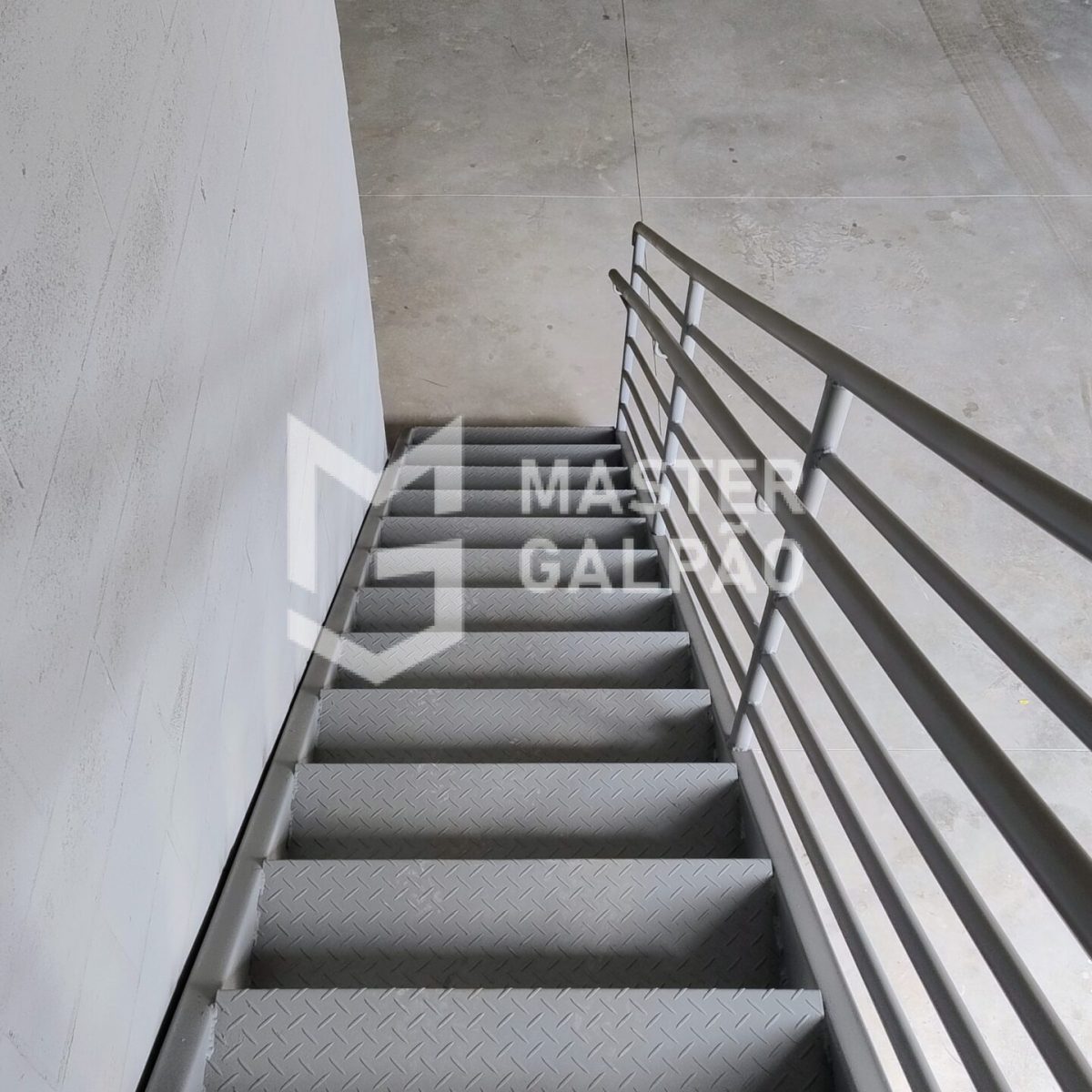 Galpão novo 250m² | San Marino – Ribeirão das Neves/MG