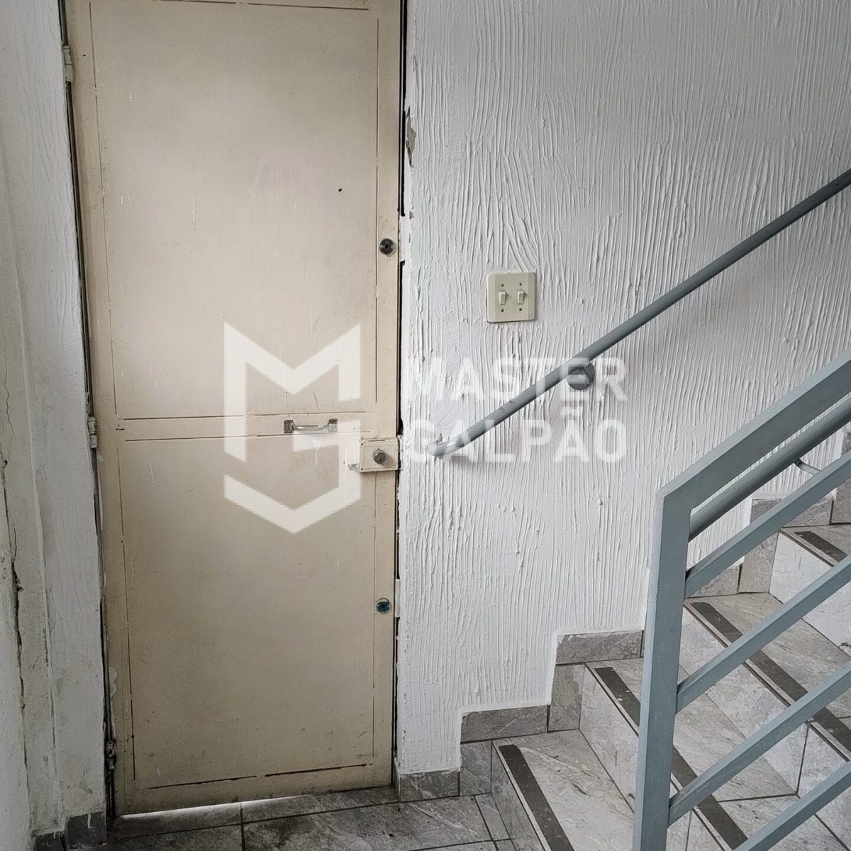 Galpão Comercial 405m² | Jardim Industrial – Contagem/MG