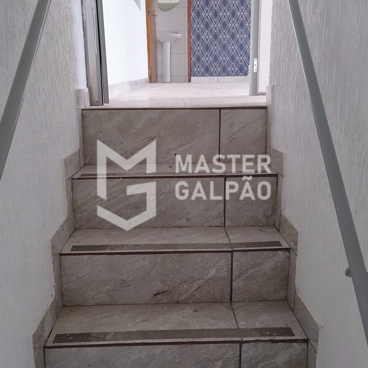 Galpão Comercial 405m² | Jardim Industrial – Contagem/MG