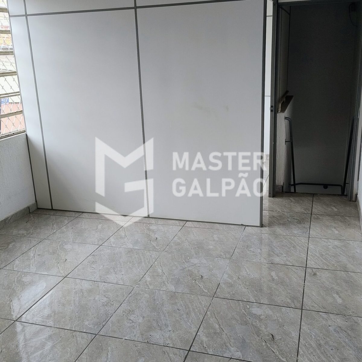 Galpão Comercial 405m² | Jardim Industrial – Contagem/MG