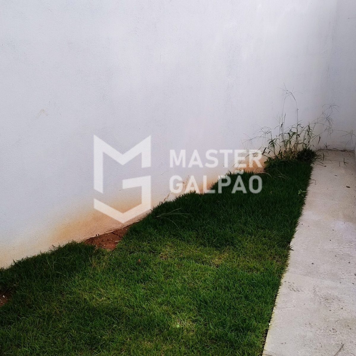 Galpão 380m² com Pé‑Direito de 6,7m