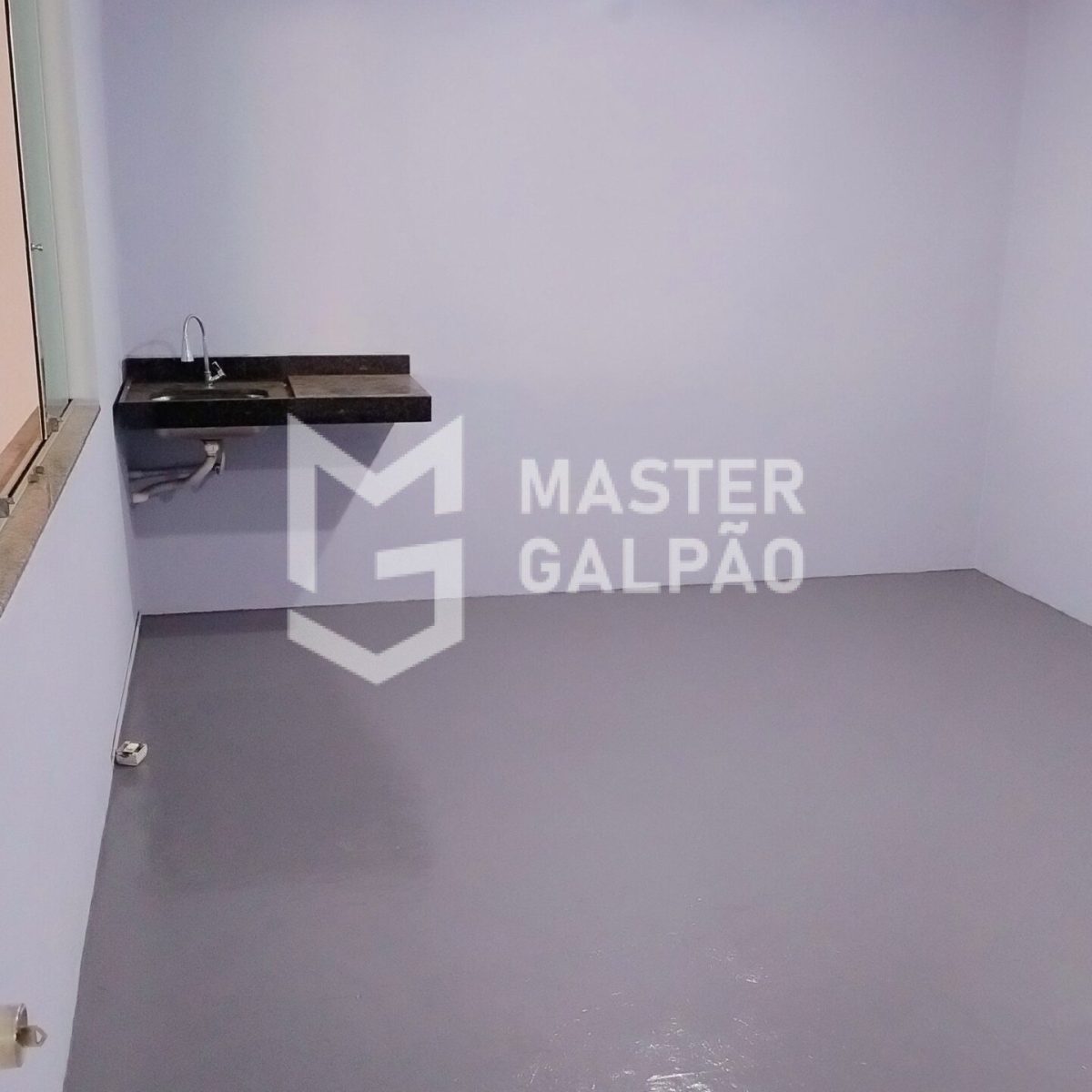 Galpão 420m² com Energia Solar – Betim