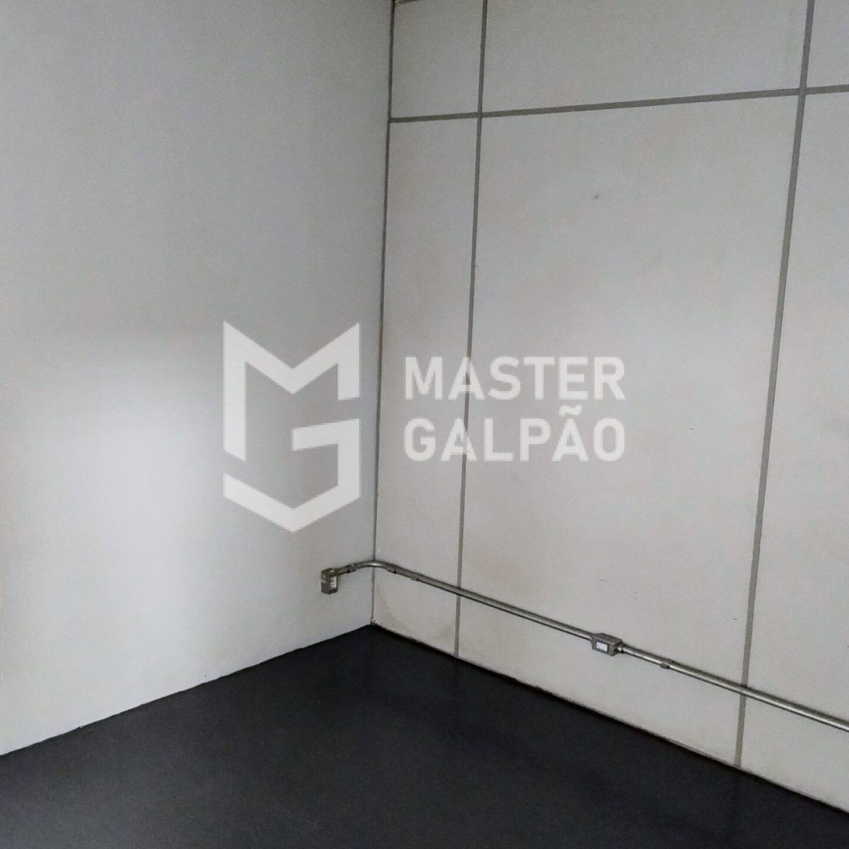 Galpão 420m² com Energia Solar – Betim