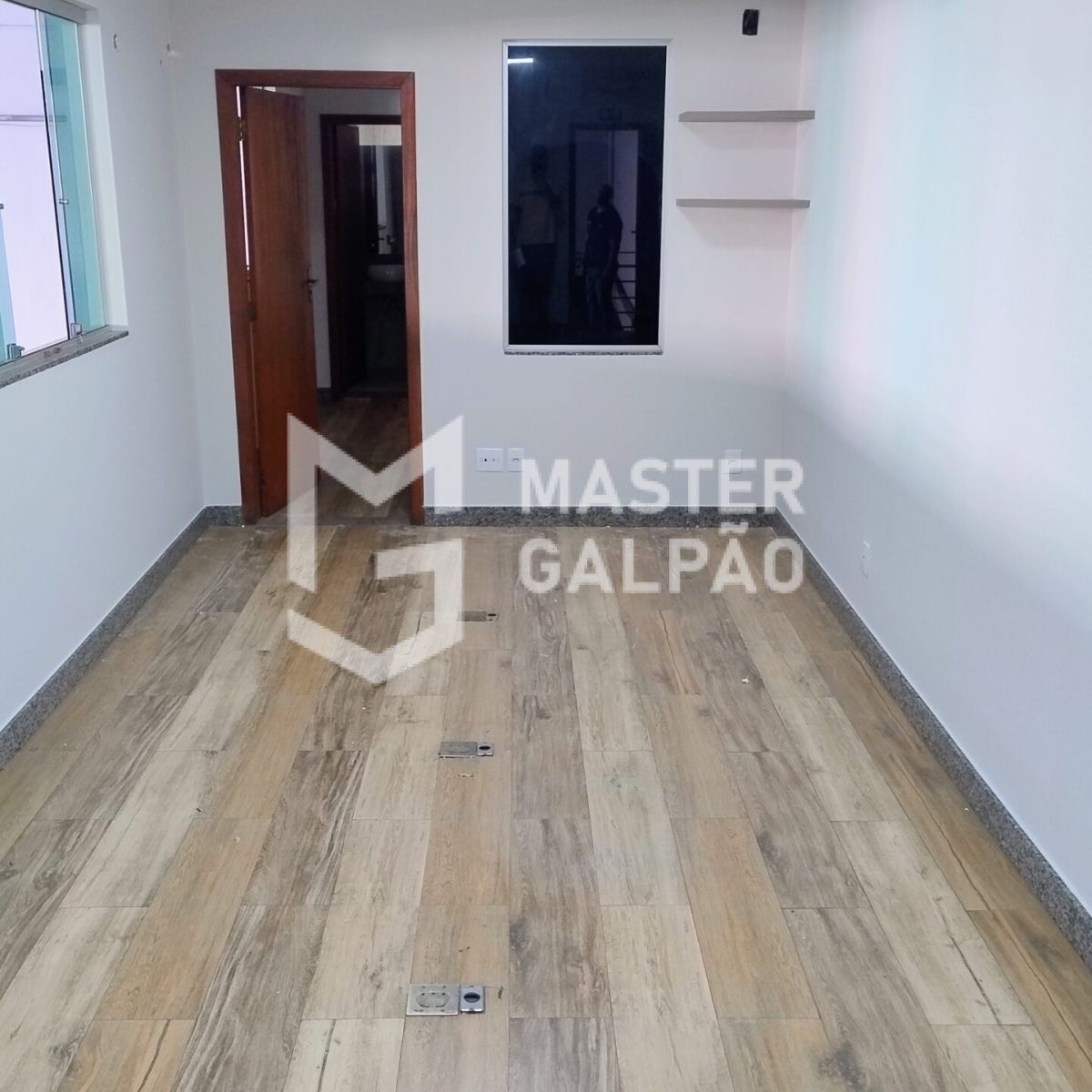 Galpão 420m² com Energia Solar – Betim